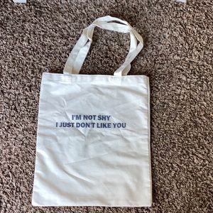 Tote bag